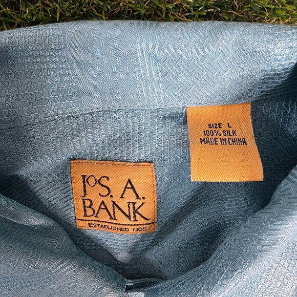 Jos A Bank Shirt Mens Large Blueish Green 100% Silk‎ Hawaiian Short Sleeve - Picture 2 of 7